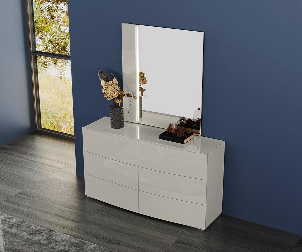 Jaice Mirror
