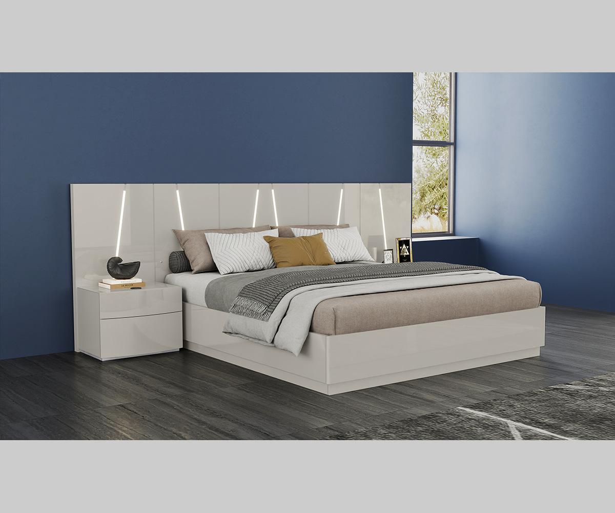 Jaice Queen Bed - Grey Lacquer