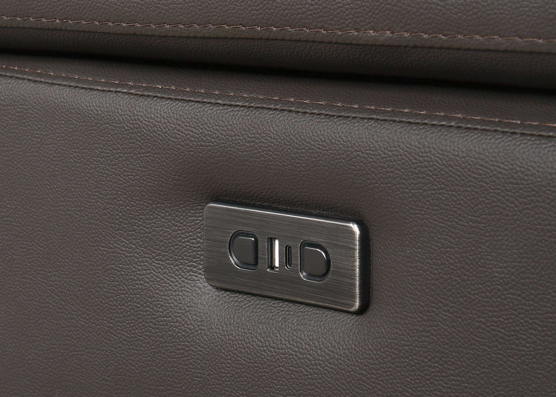 Storage Console with Charging